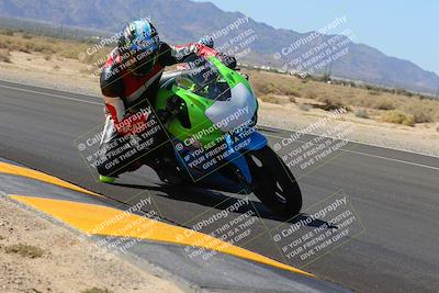 media/Oct-08-2022-SoCal Trackdays (Sat) [[1fc3beec89]]/Turn 16 Inside (1130am)/